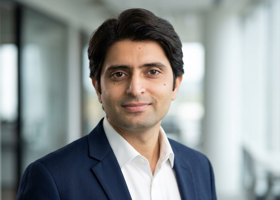 Fawad Hassan profile portrait